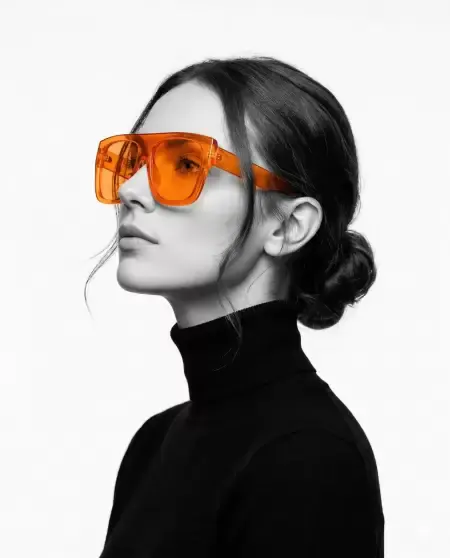 Orange Lens